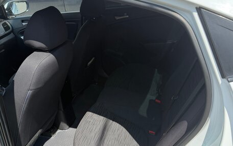 Hyundai Solaris II рестайлинг, 2015 год, 650 000 рублей, 7 фотография