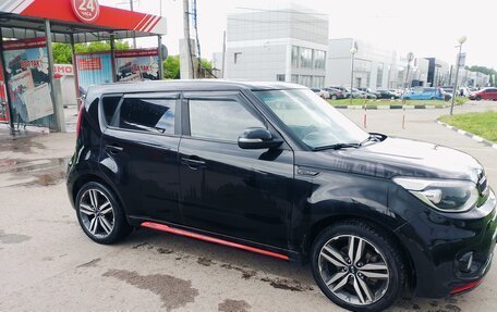 KIA Soul II рестайлинг, 2018 год, 1 000 000 рублей, 3 фотография
