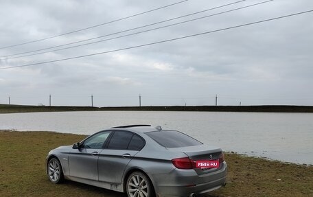BMW 5 серия, 2010 год, 750 000 рублей, 2 фотография