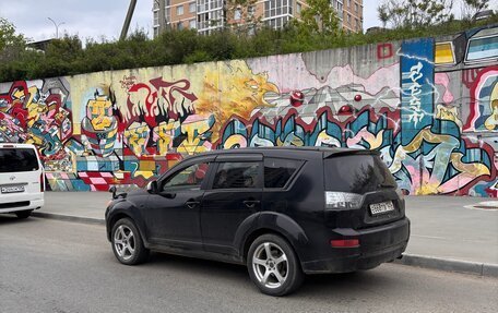 Mitsubishi Outlander III рестайлинг 3, 2006 год, 570 000 рублей, 3 фотография