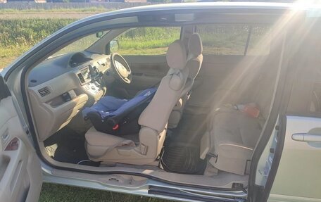 Toyota Raum II, 2007 год, 480 000 рублей, 6 фотография
