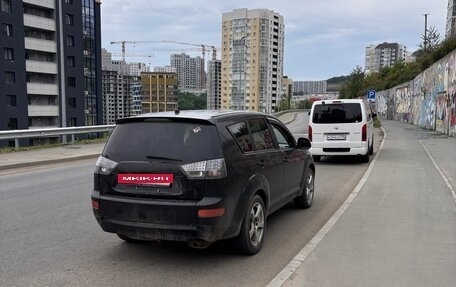Mitsubishi Outlander III рестайлинг 3, 2006 год, 570 000 рублей, 4 фотография