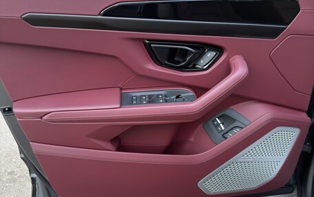 Lamborghini Urus I, 2025 год, 38 000 000 рублей, 12 фотография