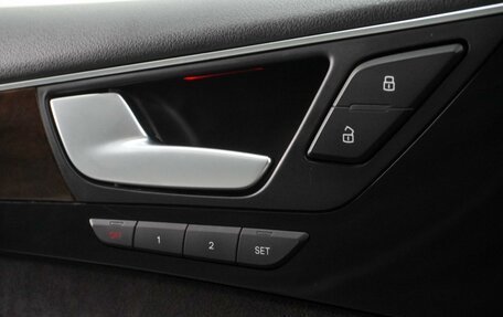 Audi A8, 2013 год, 1 779 000 рублей, 22 фотография
