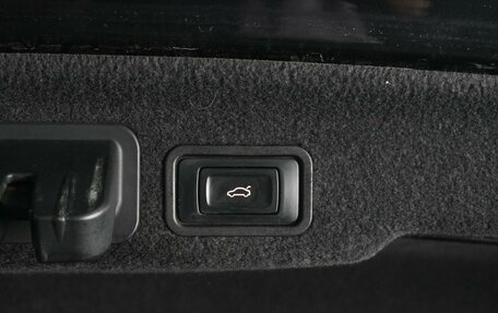 Audi A8, 2013 год, 1 779 000 рублей, 26 фотография