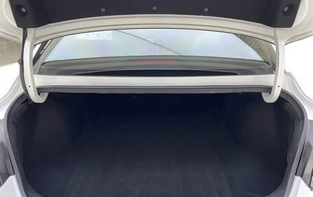 Hyundai Elantra, 2023 год, 1 520 000 рублей, 14 фотография
