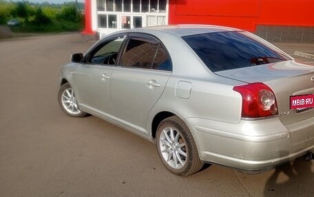 Toyota Avensis III рестайлинг, 2006 год, 600 000 рублей, 15 фотография