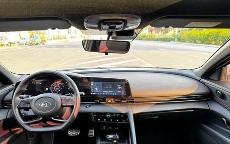 Hyundai Elantra, 2022 год, 1 490 000 рублей, 6 фотография