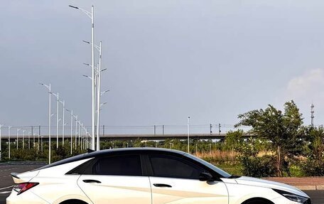 Hyundai Elantra, 2022 год, 1 490 000 рублей, 9 фотография
