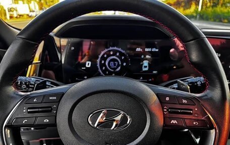 Hyundai Elantra, 2022 год, 1 490 000 рублей, 16 фотография