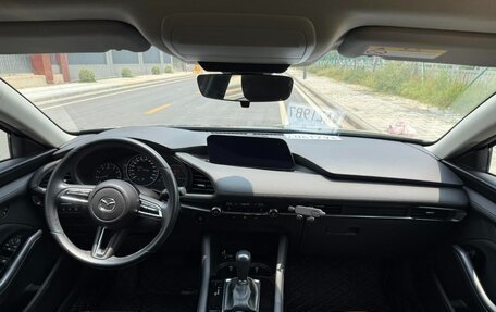 Mazda 3, 2022 год, 1 660 700 рублей, 11 фотография