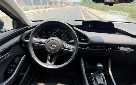 Mazda 3, 2022 год, 1 660 700 рублей, 21 фотография
