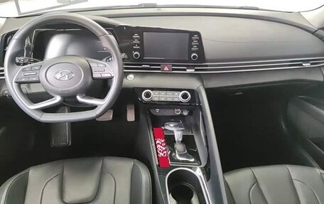 Hyundai Elantra, 2023 год, 1 450 000 рублей, 2 фотография