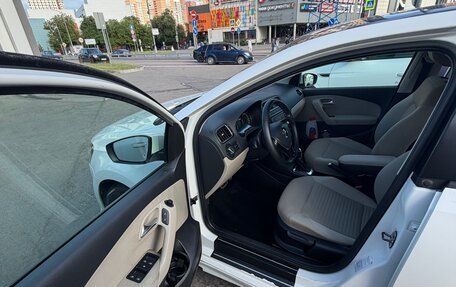 Volkswagen Polo VI (EU Market), 2011 год, 600 000 рублей, 6 фотография