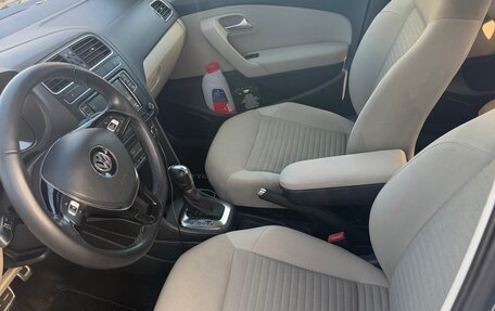 Volkswagen Polo VI (EU Market), 2011 год, 600 000 рублей, 9 фотография