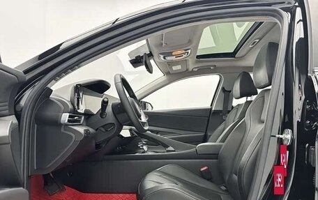 Hyundai Elantra, 2022 год, 1 440 000 рублей, 6 фотография