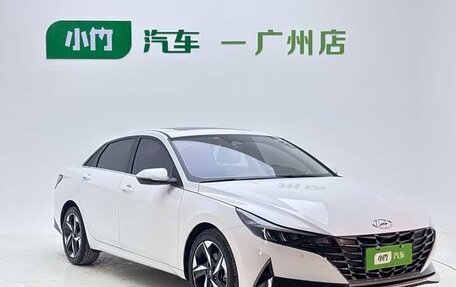 Hyundai Elantra, 2022 год, 1 580 000 рублей, 5 фотография
