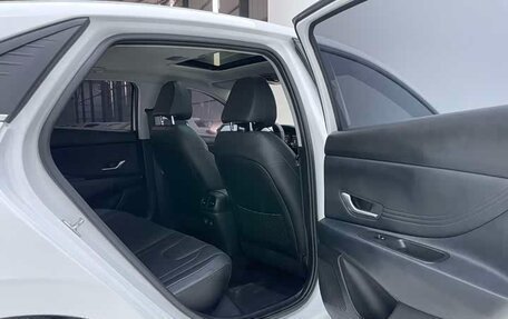 Hyundai Elantra, 2022 год, 1 580 000 рублей, 10 фотография