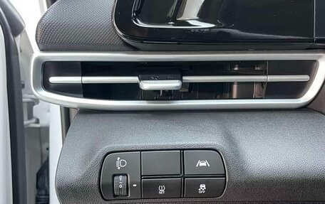 Hyundai Elantra, 2022 год, 1 580 000 рублей, 12 фотография