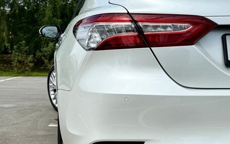 Toyota Camry, 2019 год, 3 000 000 рублей, 6 фотография