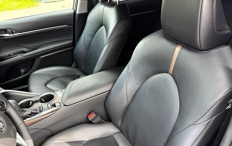 Toyota Camry, 2019 год, 3 000 000 рублей, 14 фотография