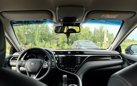 Toyota Camry, 2019 год, 3 000 000 рублей, 12 фотография