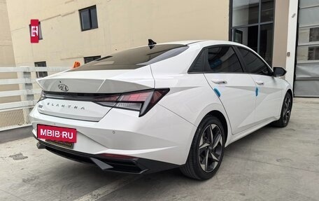 Hyundai Elantra, 2022 год, 1 547 700 рублей, 4 фотография