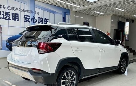 Toyota Yaris XP150 рестайлинг, 2022 год, 1 230 000 рублей, 3 фотография