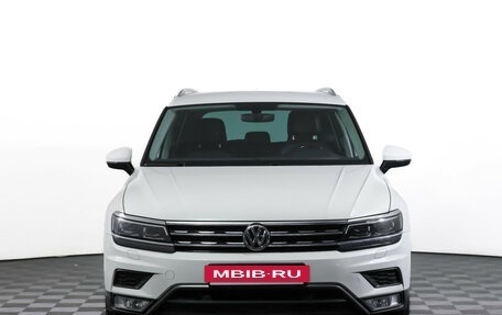 Volkswagen Tiguan II, 2017 год, 2 450 000 рублей, 2 фотография