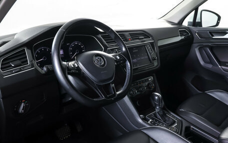Volkswagen Tiguan II, 2017 год, 2 450 000 рублей, 16 фотография