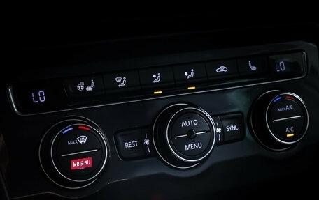 Volkswagen Tiguan II, 2017 год, 2 450 000 рублей, 19 фотография