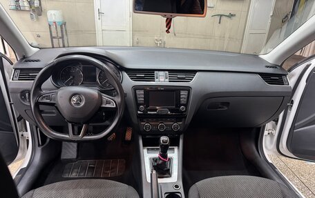 Skoda Octavia, 2013 год, 1 000 000 рублей, 6 фотография