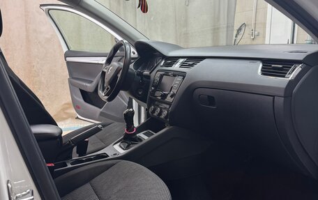 Skoda Octavia, 2013 год, 1 000 000 рублей, 10 фотография