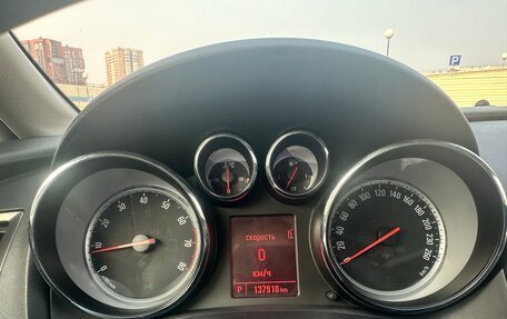 Opel Astra J, 2011 год, 640 000 рублей, 3 фотография