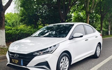 Hyundai Verna, 2021 год, 980 008 рублей, 2 фотография