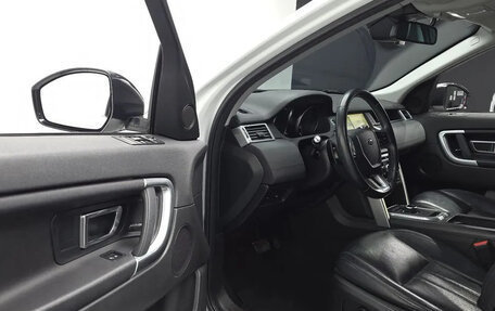 Land Rover Discovery Sport I рестайлинг, 2017 год, 1 530 123 рублей, 12 фотография