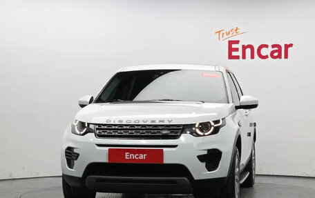 Land Rover Discovery Sport I рестайлинг, 2017 год, 1 530 123 рублей, 3 фотография