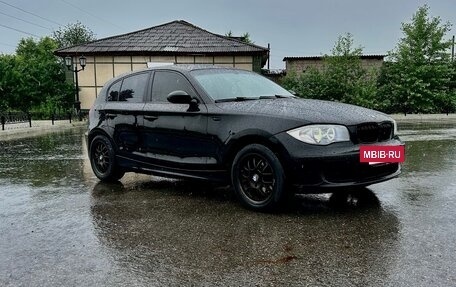 BMW 1 серия, 2008 год, 820 000 рублей, 2 фотография