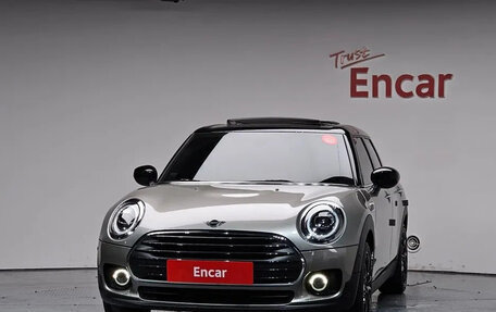 MINI Clubman, 2020 год, 1 690 222 рублей, 2 фотография