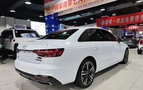 Audi A4, 2022 год, 2 002 000 рублей, 4 фотография