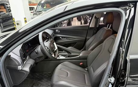 Hyundai Elantra, 2023 год, 1 440 000 рублей, 8 фотография