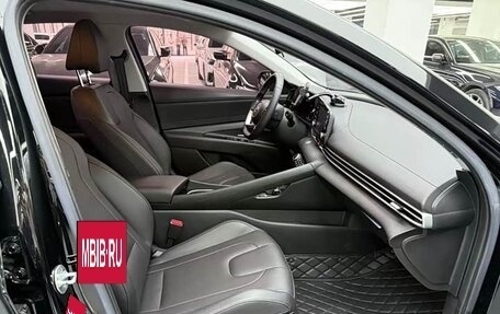 Hyundai Elantra, 2023 год, 1 440 000 рублей, 12 фотография