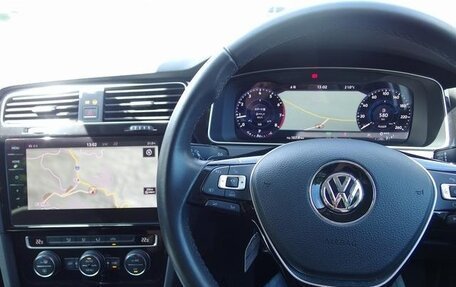 Volkswagen Golf VII, 2017 год, 1 320 999 рублей, 11 фотография
