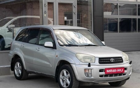 Toyota RAV4, 2003 год, 600 000 рублей, 3 фотография