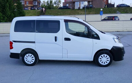 Nissan NV200, 2015 год, 1 250 000 рублей, 4 фотография