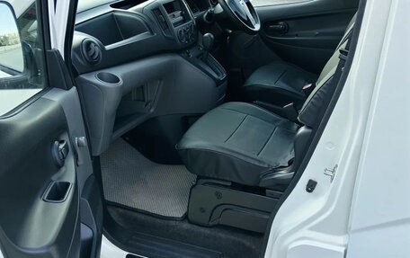 Nissan NV200, 2015 год, 1 250 000 рублей, 15 фотография