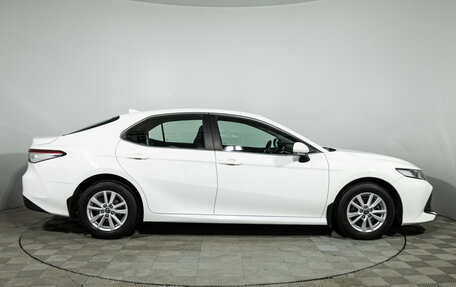 Toyota Camry, 2018 год, 2 649 700 рублей, 4 фотография