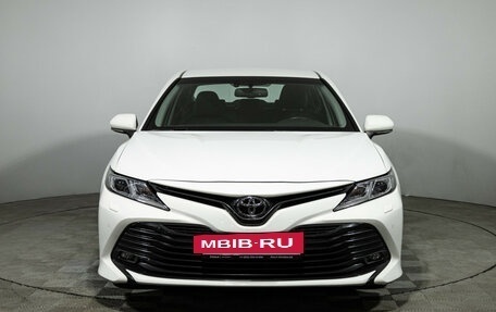 Toyota Camry, 2018 год, 2 649 700 рублей, 2 фотография