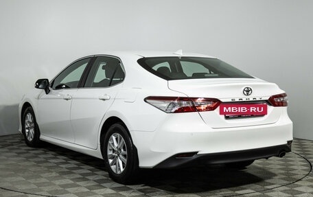 Toyota Camry, 2018 год, 2 649 700 рублей, 8 фотография