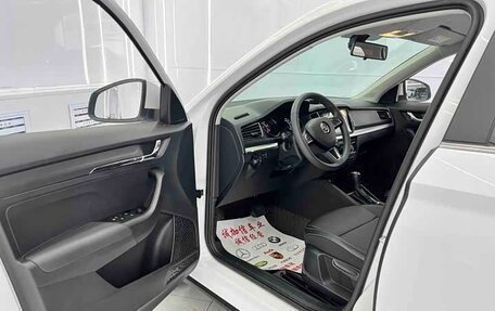 Skoda Kamiq I, 2023 год, 1 700 000 рублей, 4 фотография